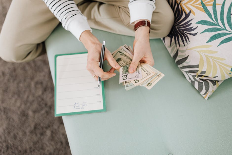 STOP Buang Uang! 7 'Tips Hemat' Ini Justru Bikin Dompet Anda Makin Kering (Nomor 4 Mengejutkan!) - Page 2