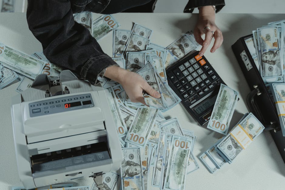 STOP Buang Uang! 7 'Tips Hemat' Ini Justru Bikin Dompet Anda Makin Kering (Nomor 4 Mengejutkan!) - Page 4