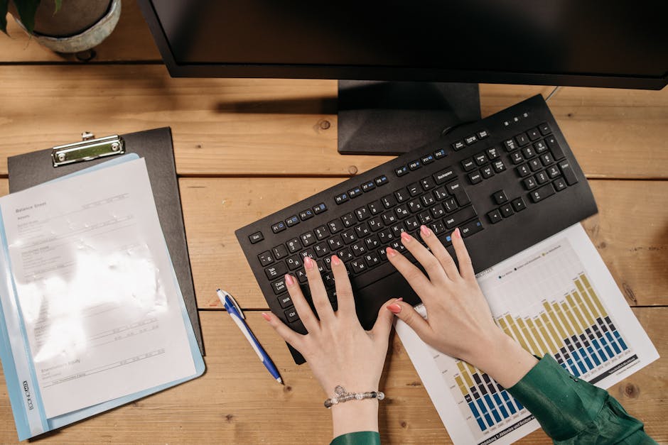 JANGAN LAKUKAN INI! 3 Kesalahan Fatal Saat Pakai Laptop Yang Bikin Cepat Rusak & Data Hilang Permanen! - Page 3